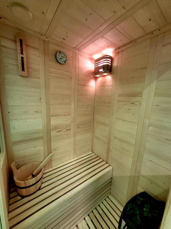 Romantic Deluxe Svite Wise Jacuzzi And Sauna アテネ エクステリア 写真